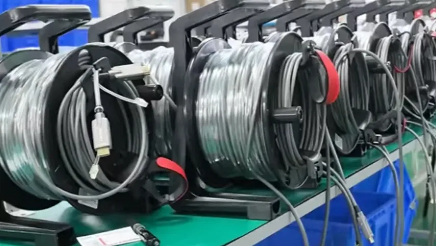 50m Armoured 8K HDMI AOC-Active Optical Cable with Roxtone PCD drum for AV rental service providers